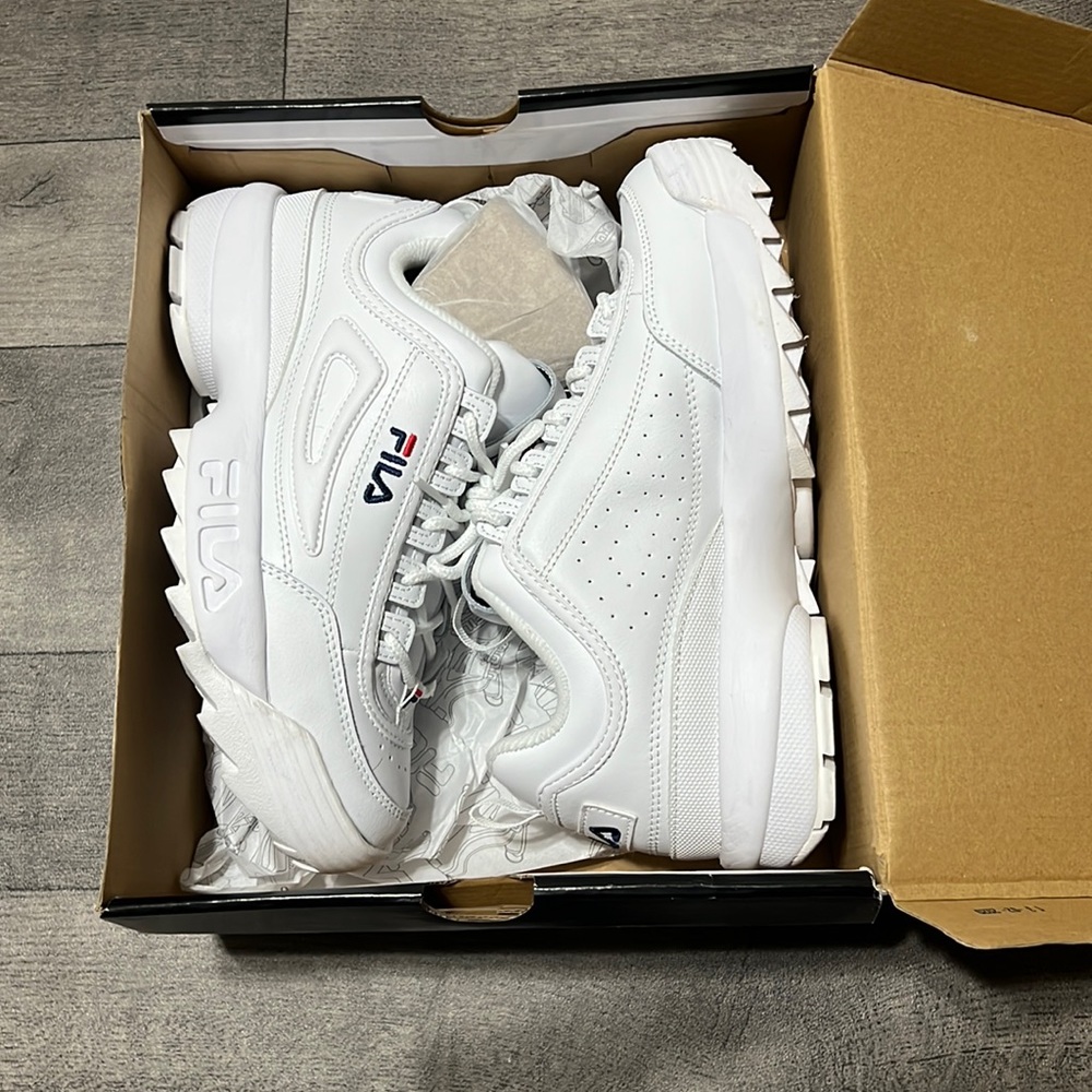 Brand new fila disruptor II premium
